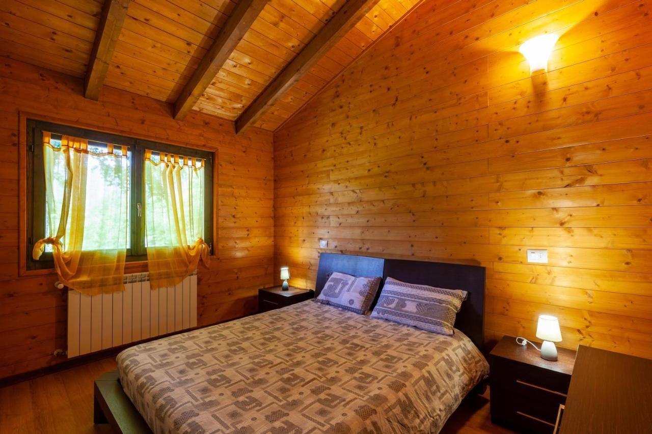 Villaggio Anemone - Chalet Mirtillo Capanne di Sillano Εξωτερικό φωτογραφία